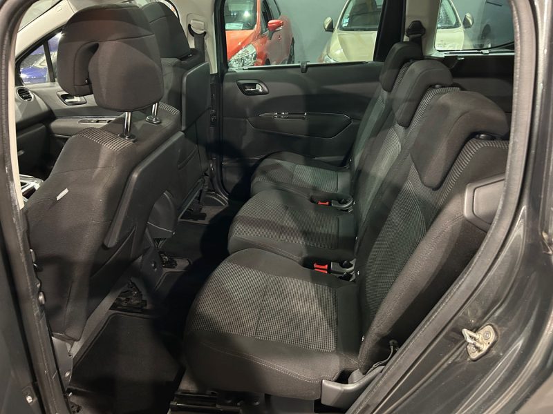 PEUGEOT 5008 2.0 HDI 150CH 