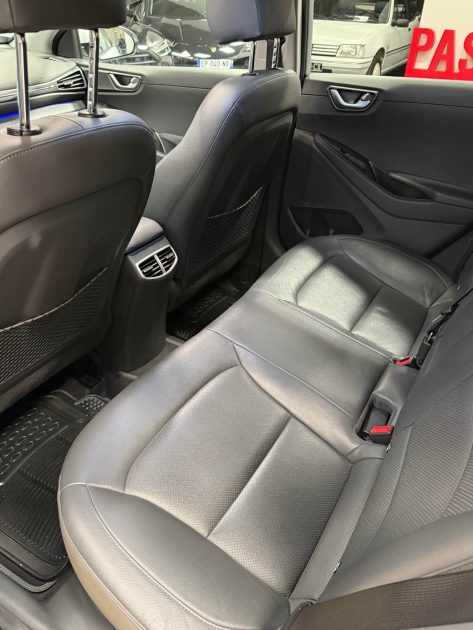 MAGNIFIQUE HYUNDAI IONIQ HYBRID 141CH ( CARNET D'ENTRETIEN HYUNDAI, ATTELAGE ) ⭐️⭐️⭐️⭐️⭐️