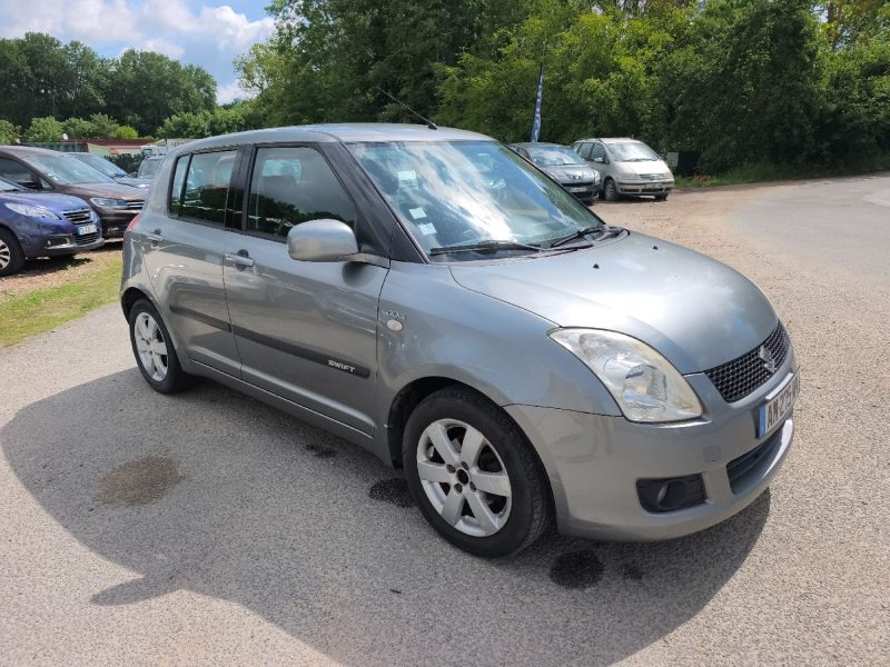 SUZUKI SWIFT III 1.3 DDIS 2010