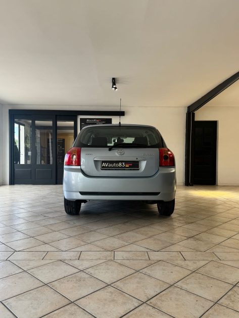 TOYOTA  COROLLA 1.4 VVT-I 97CV GARANTIE 12MOIS OU 15.000KM - Distribution Neuve- Embrayage Neuf