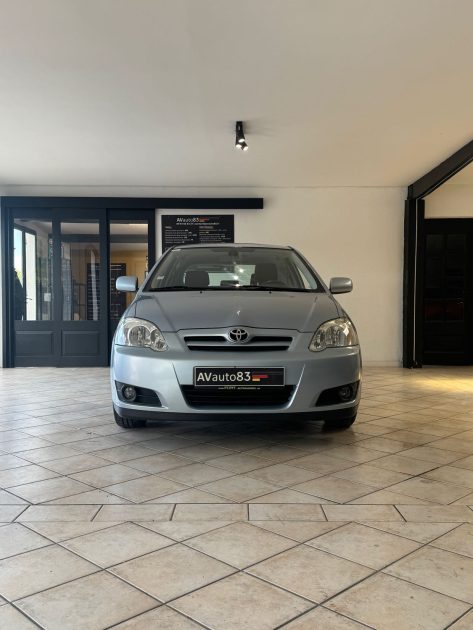 TOYOTA  COROLLA 1.4 VVT-I 97CV GARANTIE 12MOIS OU 15.000KM - Distribution Neuve- Embrayage Neuf