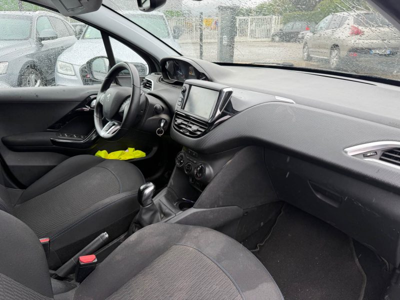 PEUGEOT 208 PHASE 2 1.2 VTI 82CH GARANTIE