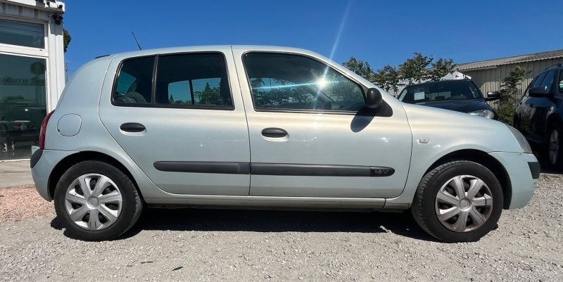 Renault Clio 2 1.2i 75 Ch Garantie
