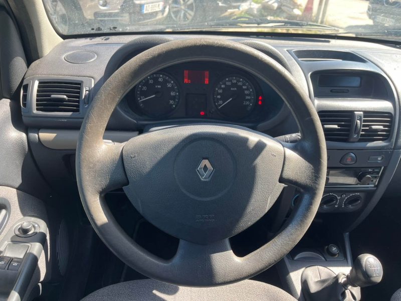 Renault Clio 2 1.2i 75 Ch Garantie