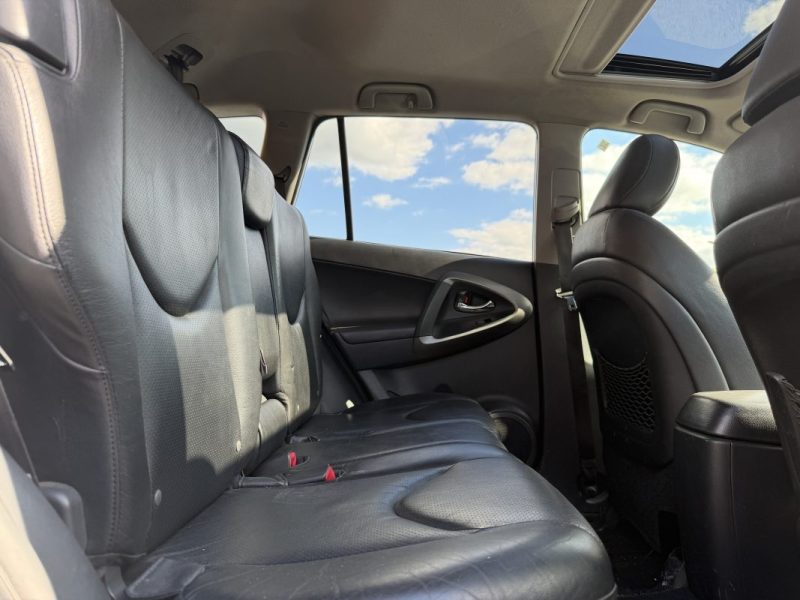 TOYOTA RAV4 2.2 150 cv - GARANTIE 12 mois - Clean Power - Boite Automatique