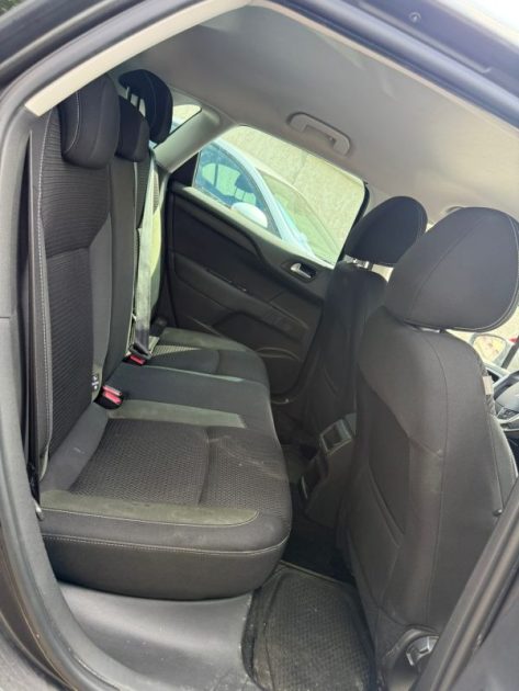 CITROEN C4 05 cv 121 ch  1.6 BLUEHDI Très Bon Etat 