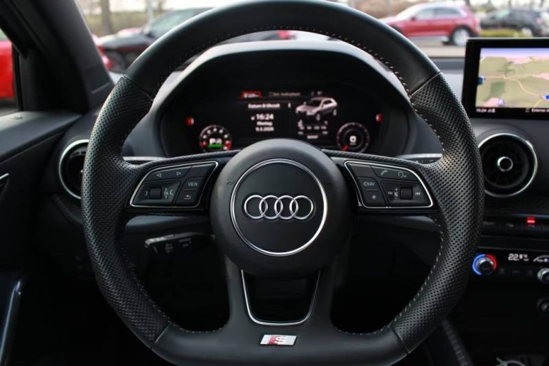 AUDI SQ2 2.0 TFSI QUATTRO / PANO / ACC / VIRTUAL COCKPIT / AMBIENTE 2019