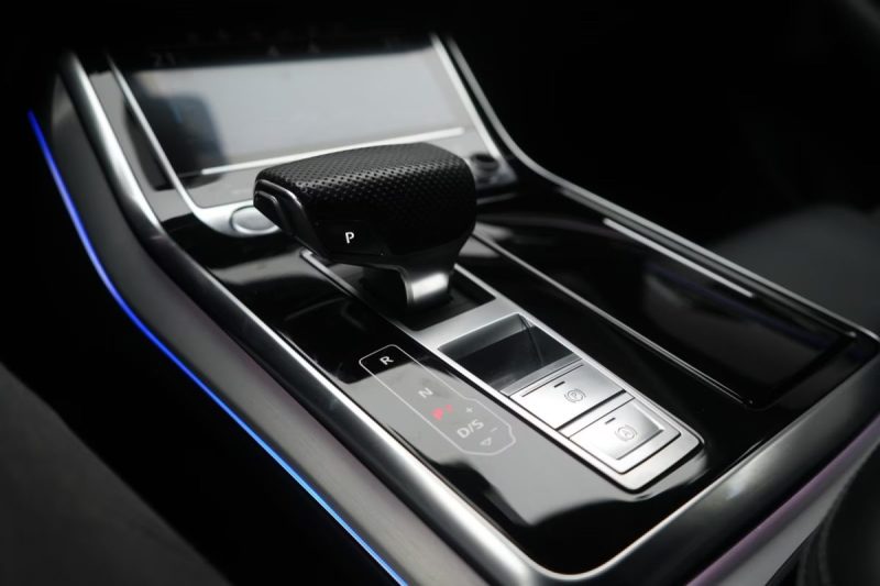 AUDI Q8 50 TDI S LINE QUATTRO / HUD / VISION NOCTURNE / 360° 2019