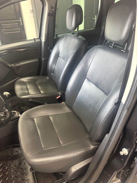 DACIA DUSTER 1.5 DCI 110 CV LAUREATE 4X4 2012