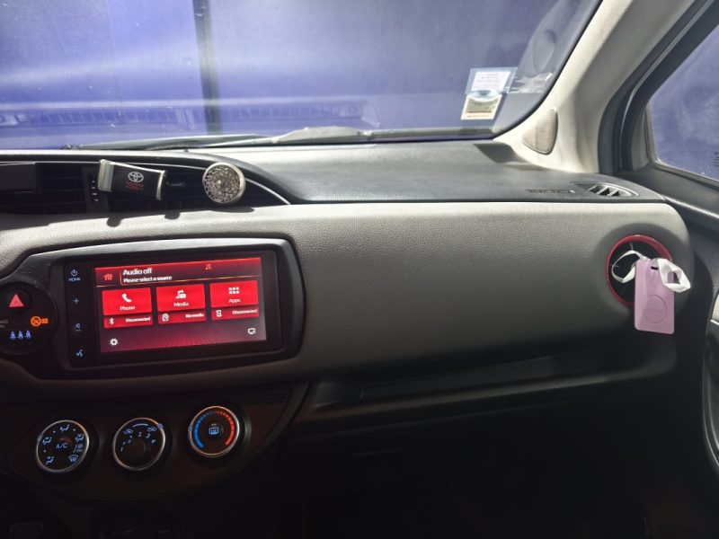 TOYOTA YARIS 3  1.0 VVTI 70Cv FRANCE CONNECT 5P MY19 - CAR PLAY - GARANTIE RELAX -