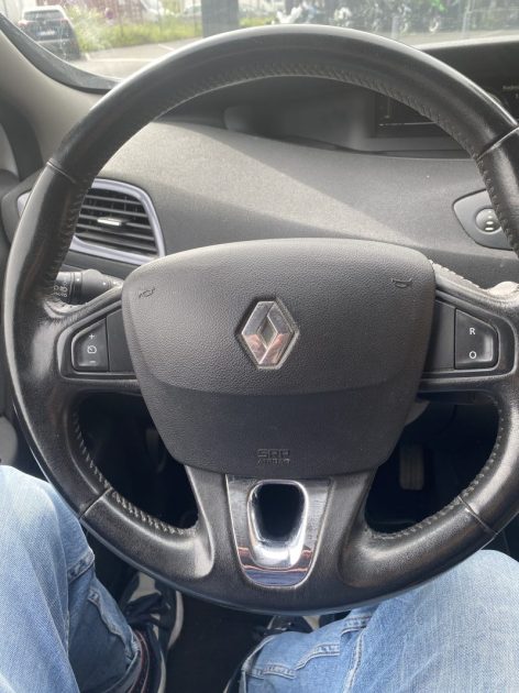 RENAULT SCENIC  1.5 DCI 110 CV LIMITED BOITE AUTO 2015