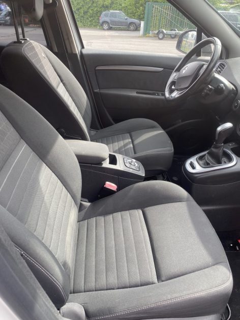 RENAULT SCENIC  1.5 DCI 110 CV LIMITED BOITE AUTO 2015