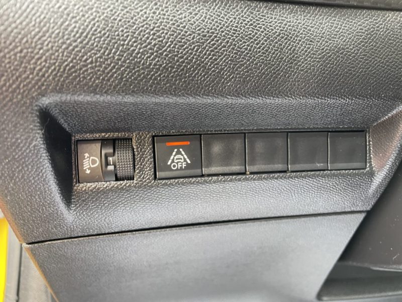 PEUGEOT 208 II 1.2L  75CH S&S   GARANTIE 3/12 MOIS 2020