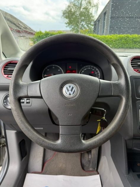 VOLKSWAGEN CADDY II 1.9 TDi 105ch BVA  DSG 5 PLACES