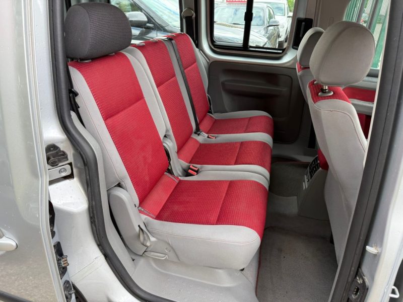 VOLKSWAGEN CADDY II 1.9 TDi 105ch BVA  DSG 5 PLACES