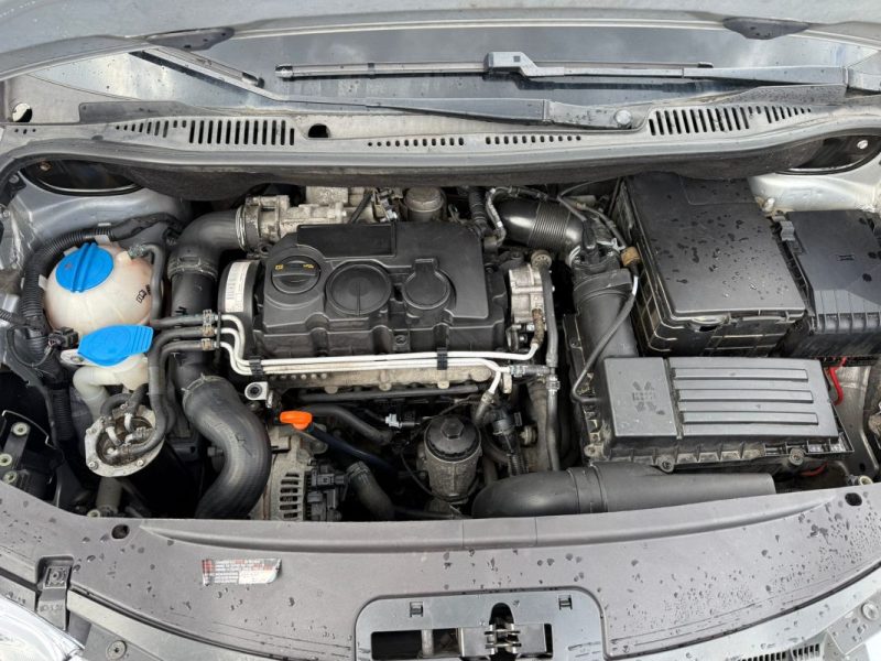 VOLKSWAGEN CADDY II 1.9 TDi 105ch BVA  DSG 5 PLACES