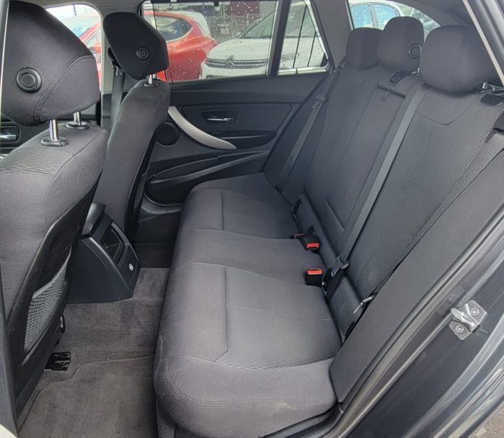 B.M.W. SERIE 3 318DA 143CH SPORT 2013