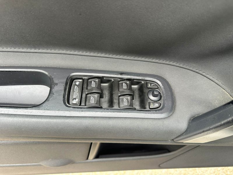 VOLVO C70 2.0D MOMENTUM 2008