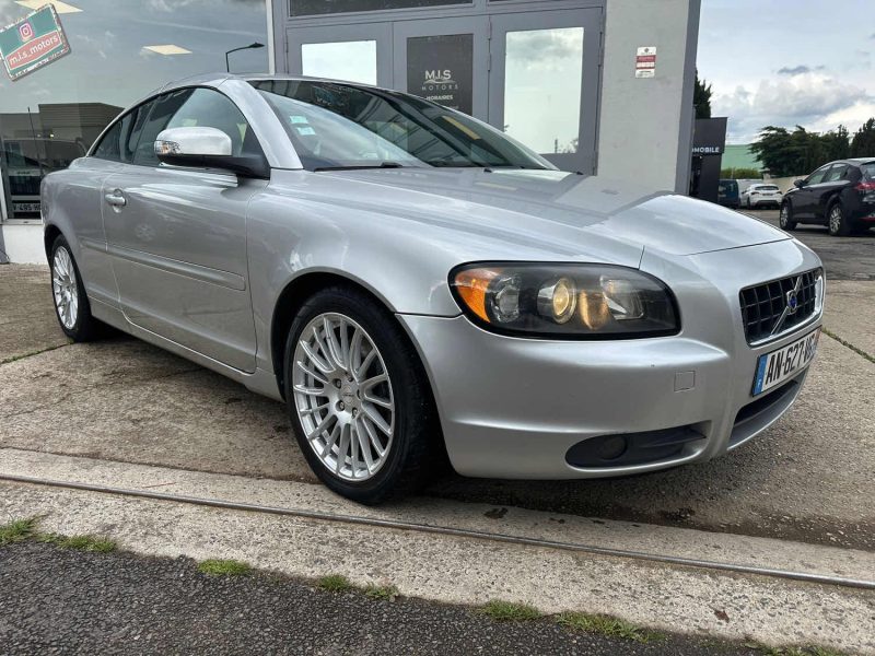 VOLVO C70 2.0D MOMENTUM 2008