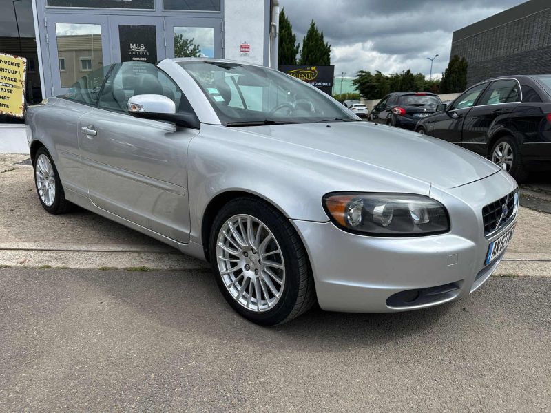 VOLVO C70 2.0D MOMENTUM 2008