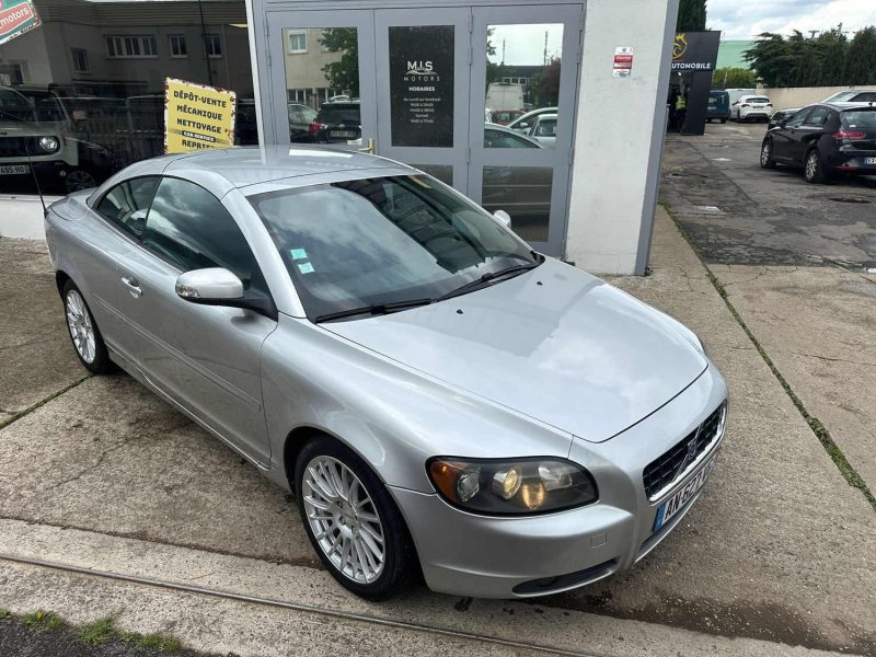 VOLVO C70 2.0D MOMENTUM 2008