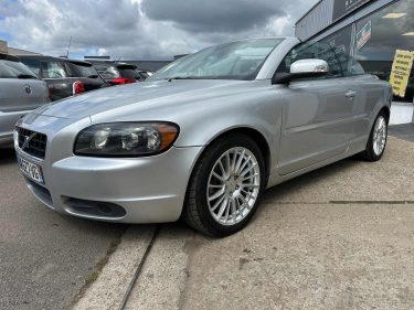 VOLVO C70 2.0D MOMENTUM 2008