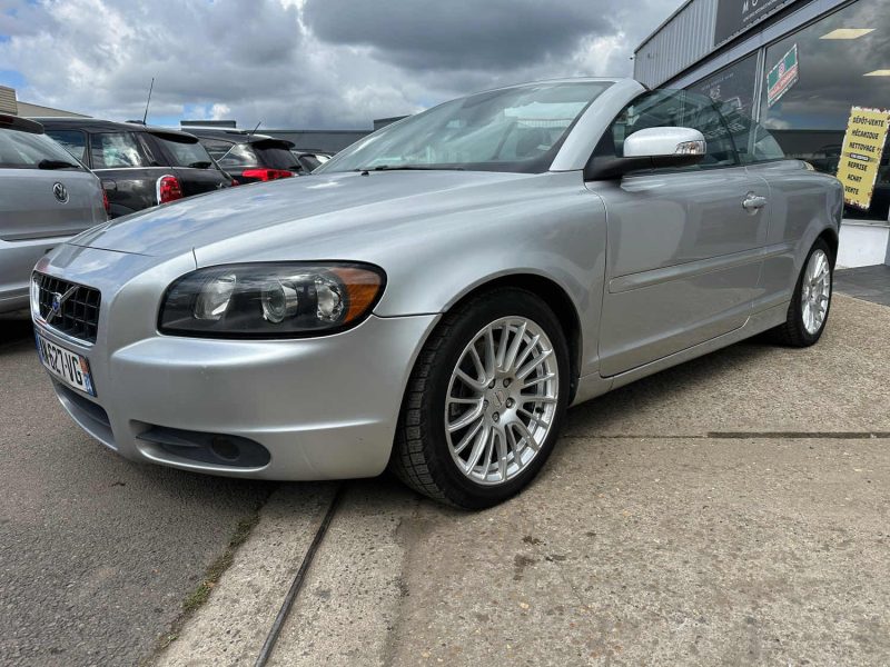 VOLVO C70 2.0D MOMENTUM 2008
