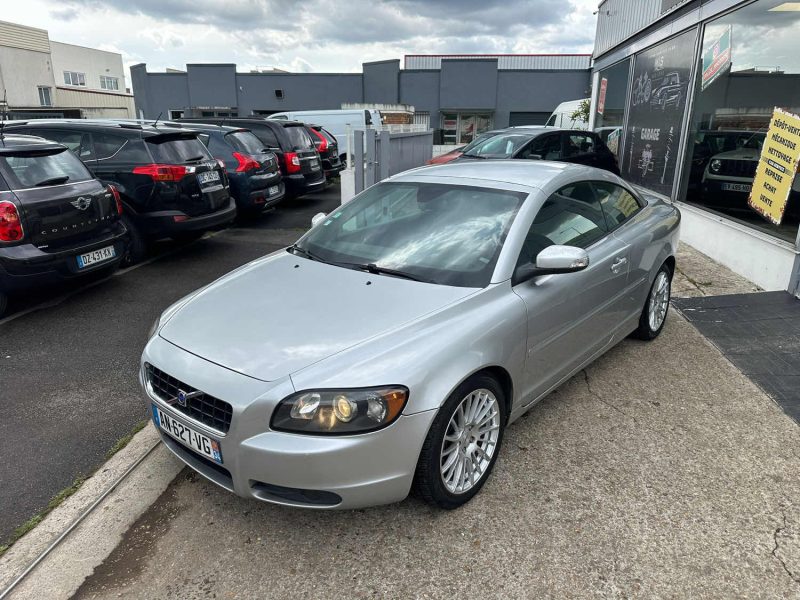 VOLVO C70 2.0D MOMENTUM 2008