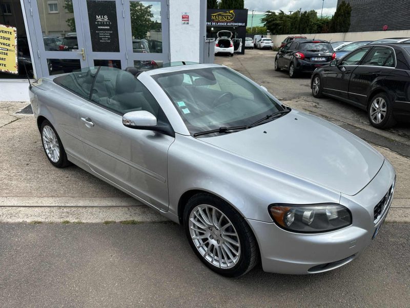 VOLVO C70 2.0D MOMENTUM 2008