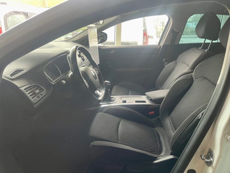 RENAULT MEGANE IV 1.2 TCE 100CH ENERGY BUSINESS 2018