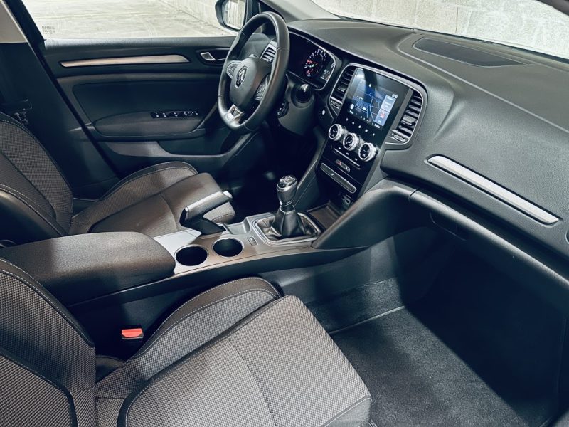 RENAULT MEGANE IV 1.3 TCE 140CH EVOLUTION 2023
