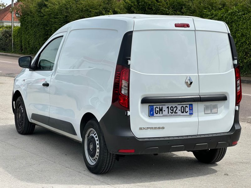 RENAULT EXPRESS VAN 1.3 TCE 100 ESSENTIEL 2023