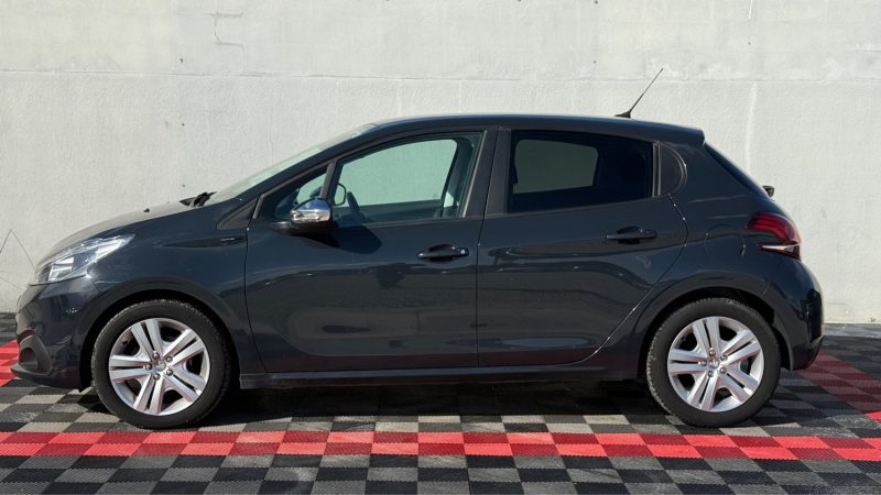 PEUGEOT 208 1.2 ETHP  82 CV  SIGNATURE  2019