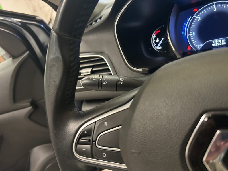 RENAULT MEGANE 4 *ENTRETIEN COMPLET RENAULT* 1.5 BLUE DCI 95CH *BOITE AUTO*.