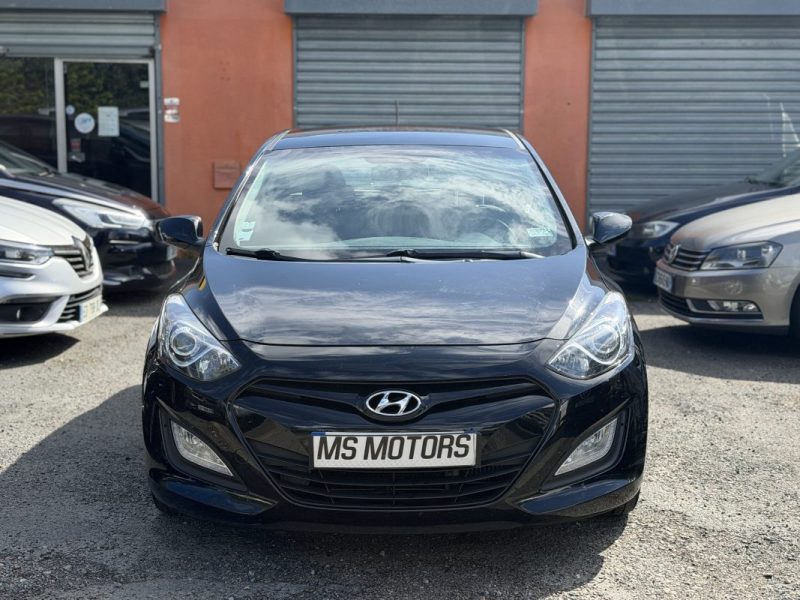 HYUNDAI I30 1.6 CRDI 110 cv -  GARANTIE 12 mois - Pack Sensation 
