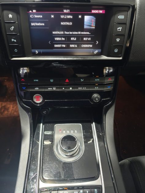 JAGUAR XE 2.0D 180Cv BUSINESS BVA8 2016