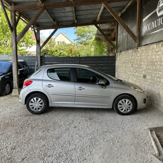PEUGEOT 207 1.6 HDI 92 BUSINESS PACK 2010