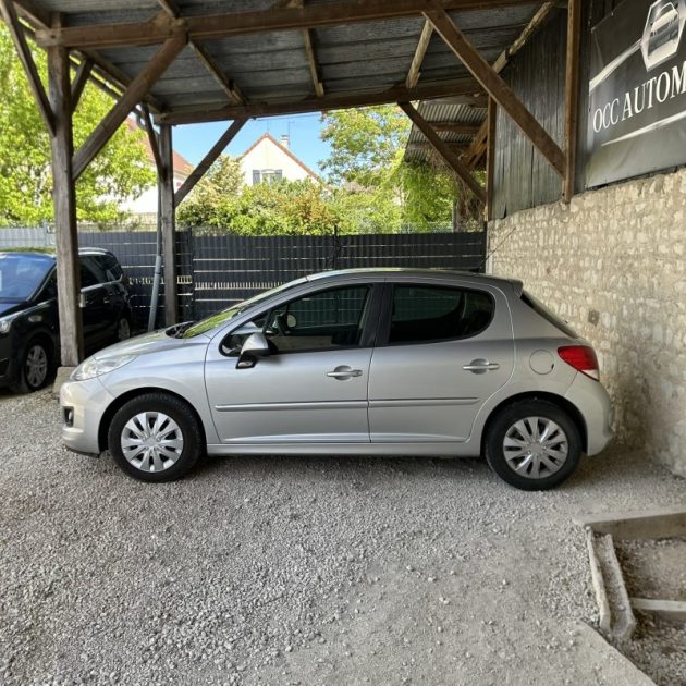 PEUGEOT 207 1.6 HDI 92 BUSINESS PACK 2010