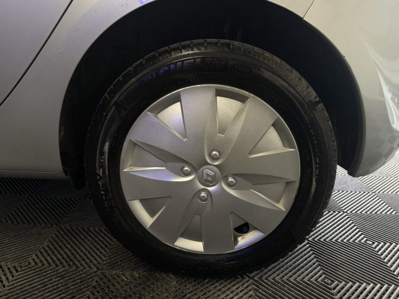 RENAULT CLIO III 1.5 DCI 90ch EXPRESSION CLIM