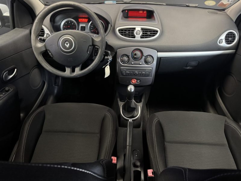 RENAULT CLIO III 1.5 DCI 90ch EXPRESSION CLIM