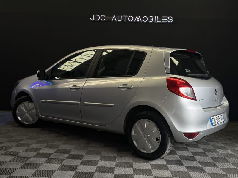 RENAULT CLIO III 1.5 DCI 90ch EXPRESSION CLIM