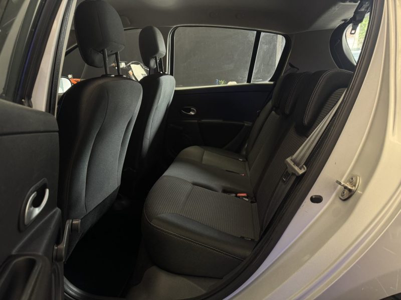 RENAULT CLIO III 1.5 DCI 90ch EXPRESSION CLIM