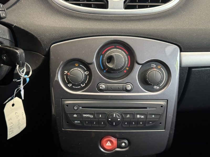 RENAULT CLIO III 1.5 DCI 90ch EXPRESSION CLIM
