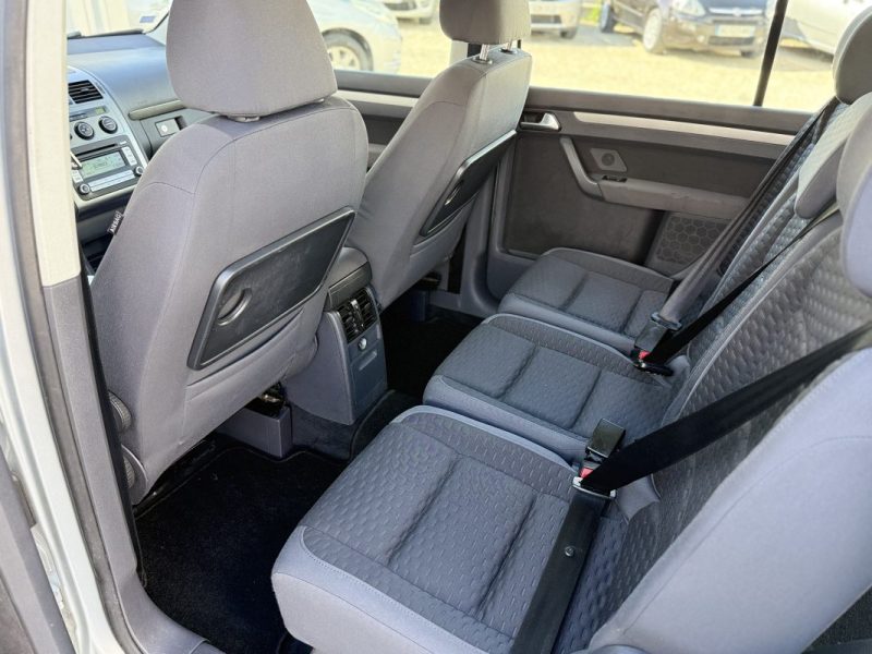 VOLKSWAGEN TOURAN 1.9 TDI 105CV DSG CONFORT 5P 2007 192 000KM