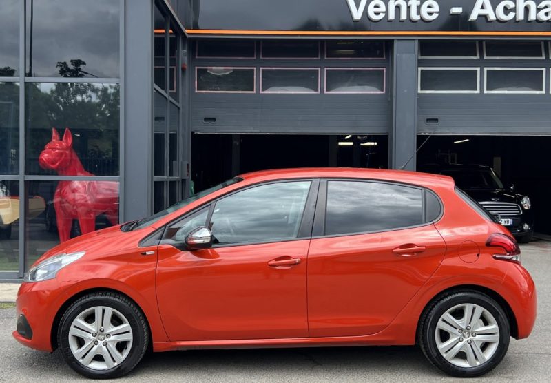 PEUGEOT 208 PHASE 2 STYLE 1.2 82 Cv ECRAN TACTILE / APPLE & ANDROID 5 PORTES - GARANTIE 1 AN