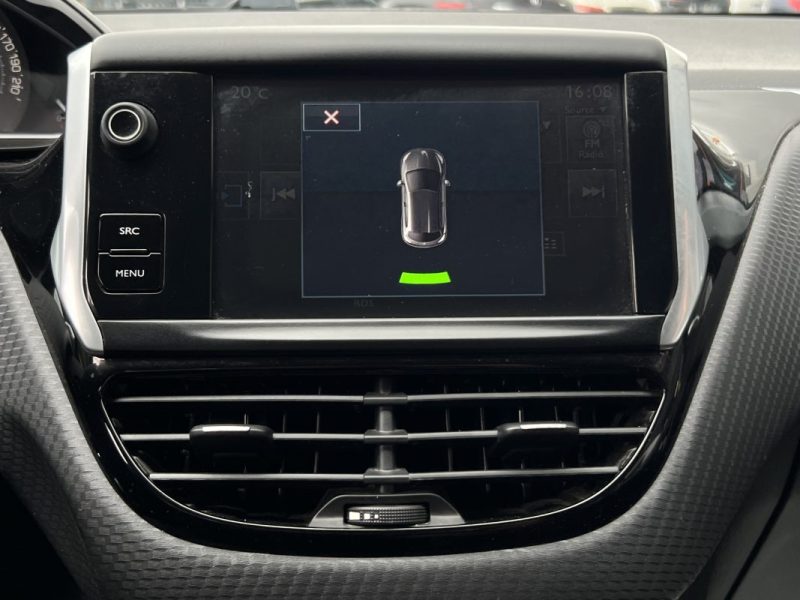 PEUGEOT 208 PHASE 2 STYLE 1.2 82 Cv ECRAN TACTILE / APPLE & ANDROID 5 PORTES - GARANTIE 1 AN