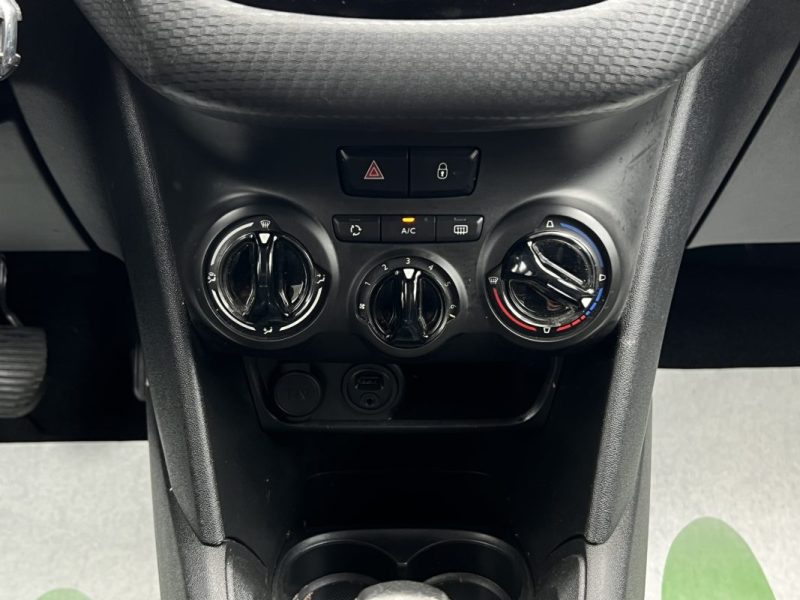 PEUGEOT 208 PHASE 2 STYLE 1.2 82 Cv ECRAN TACTILE / APPLE & ANDROID 5 PORTES - GARANTIE 1 AN