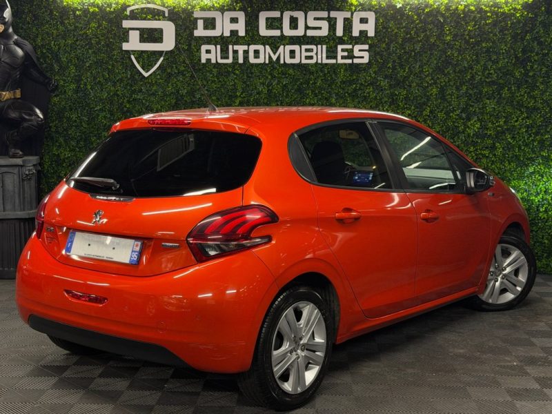 PEUGEOT 208 PHASE 2 STYLE 1.2 82 Cv ECRAN TACTILE / APPLE & ANDROID 5 PORTES - GARANTIE 1 AN