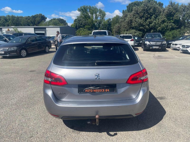 PEUGEOT 308 II 1.5 BLUEHDI 130CH S&S ALLURE 121MKM