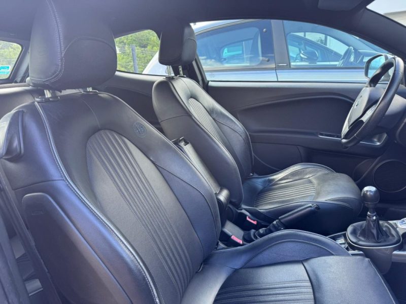 ALFA ROMEO MITO 1.4i MULTIAIR 170cv Edition QV RARE / EXCELLENT ETAT / SUIVIE COMPLET